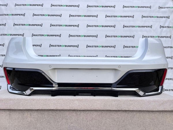 BMW I7 I7 M Sport Xdrive60 2022-on Rear Bumper White 6 Pdc Genuine [f197]