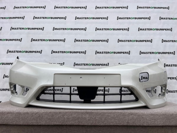 Nissan Pulsar Tekna Sport Hatchback 2014-2018 Front Bumper Genuine [l561]