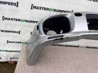 Subaru Impreza Bugeye Wrx Sti Saloon Estate 2000-2002 Front Bumper Genuine [p304