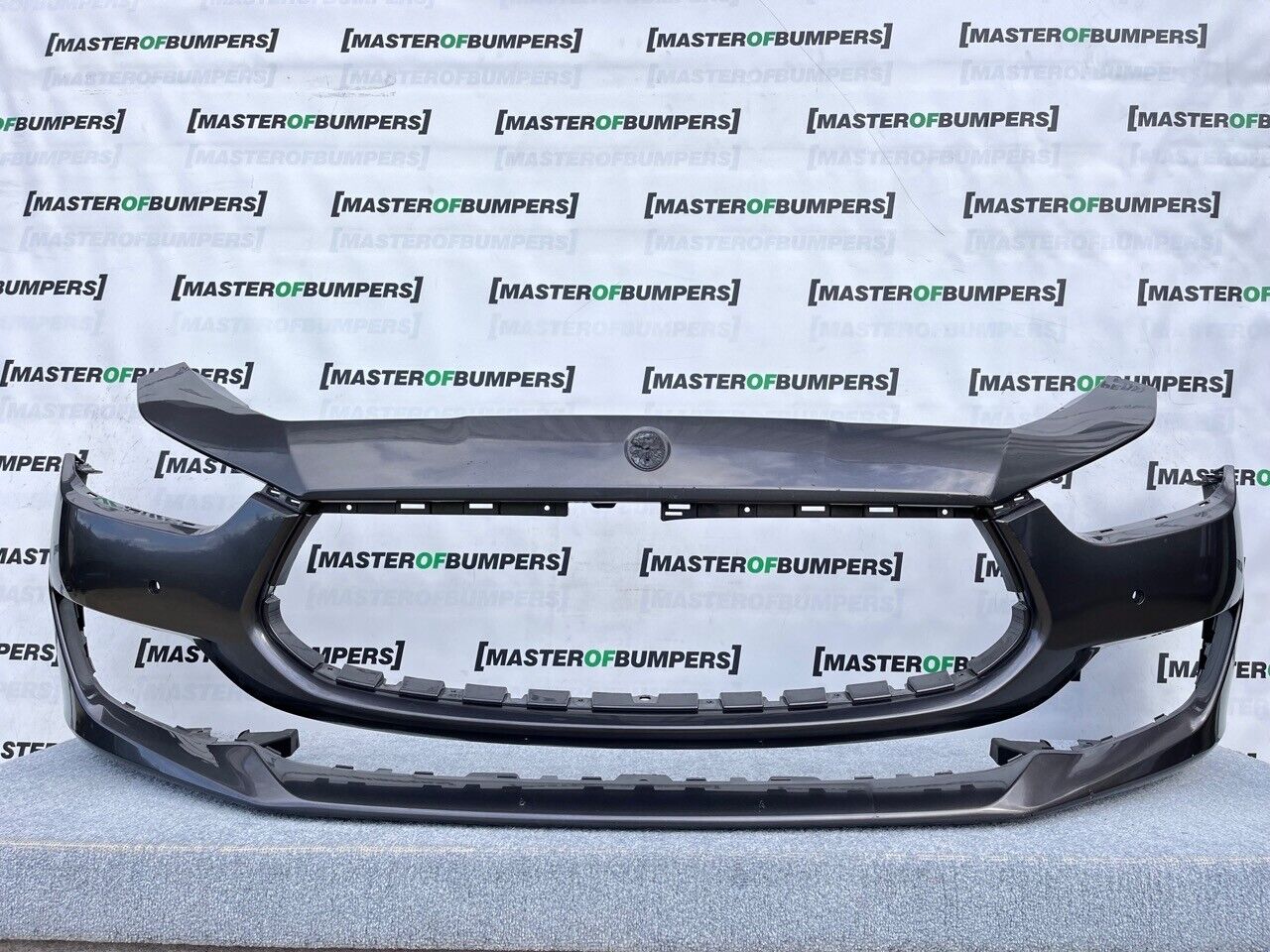 Maserati Ghibli Granlusso S 2018 - On Front Bumper Grey Genuine [p729]