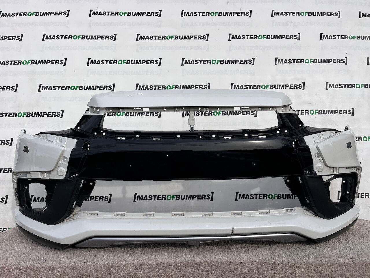 Mitsubishi Asx Juro Lift Hatchback 2017-2020 Front Bumper + Jets Genuine [m435]