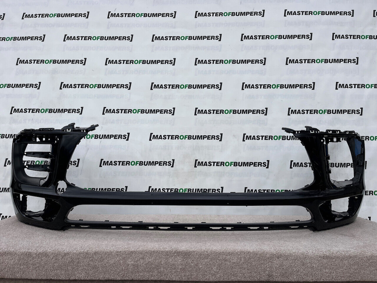 Porsche Macan S Se 3.0 V6 2014-2017 Front Bumper 4 Pdc Genuine [p192]