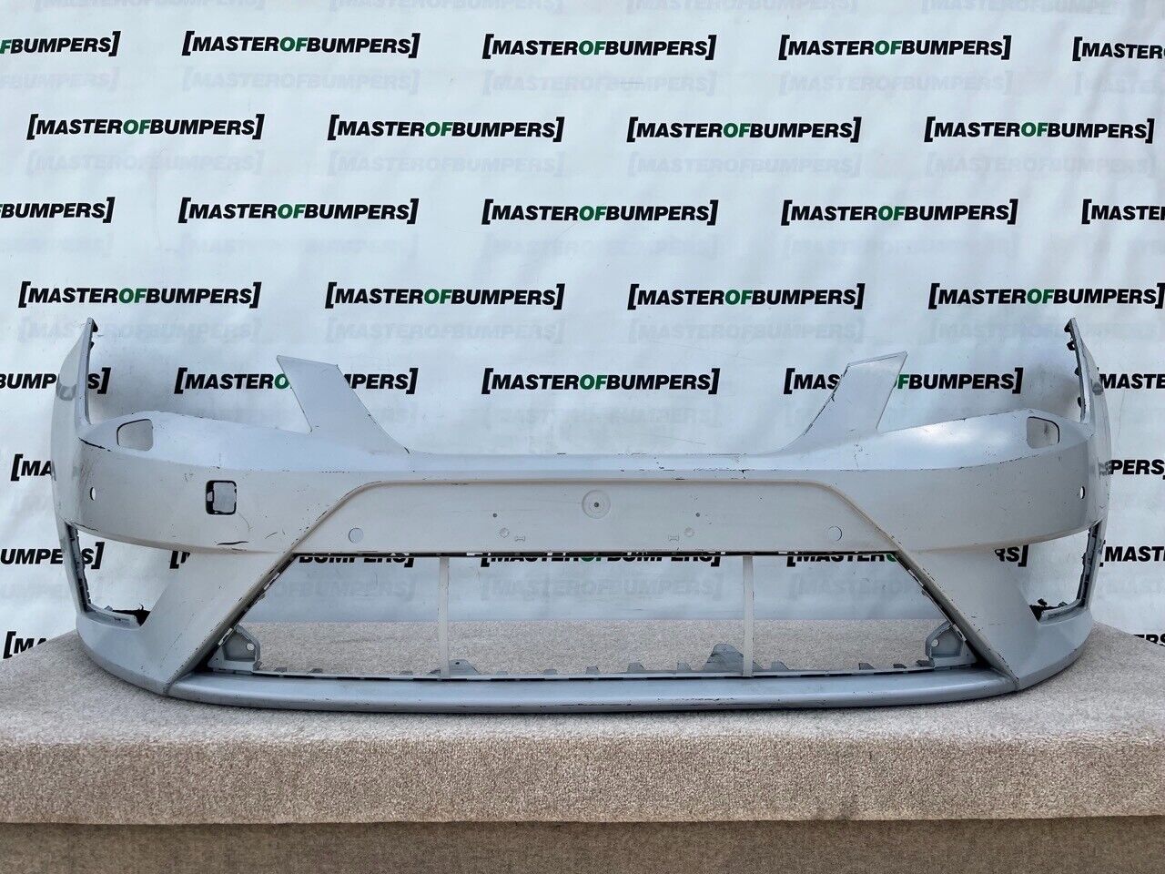 Seat Leon Fr Mk3 2013-2016 Front Bumper 4 Pdc + Jets Genuine [o414]