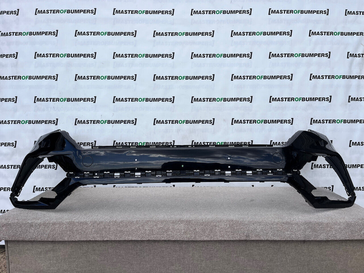 VW Touareg Se Sel Suv Mk3 2019-2022 Front Bumper 6 Pdc +jets Genuine [v588]